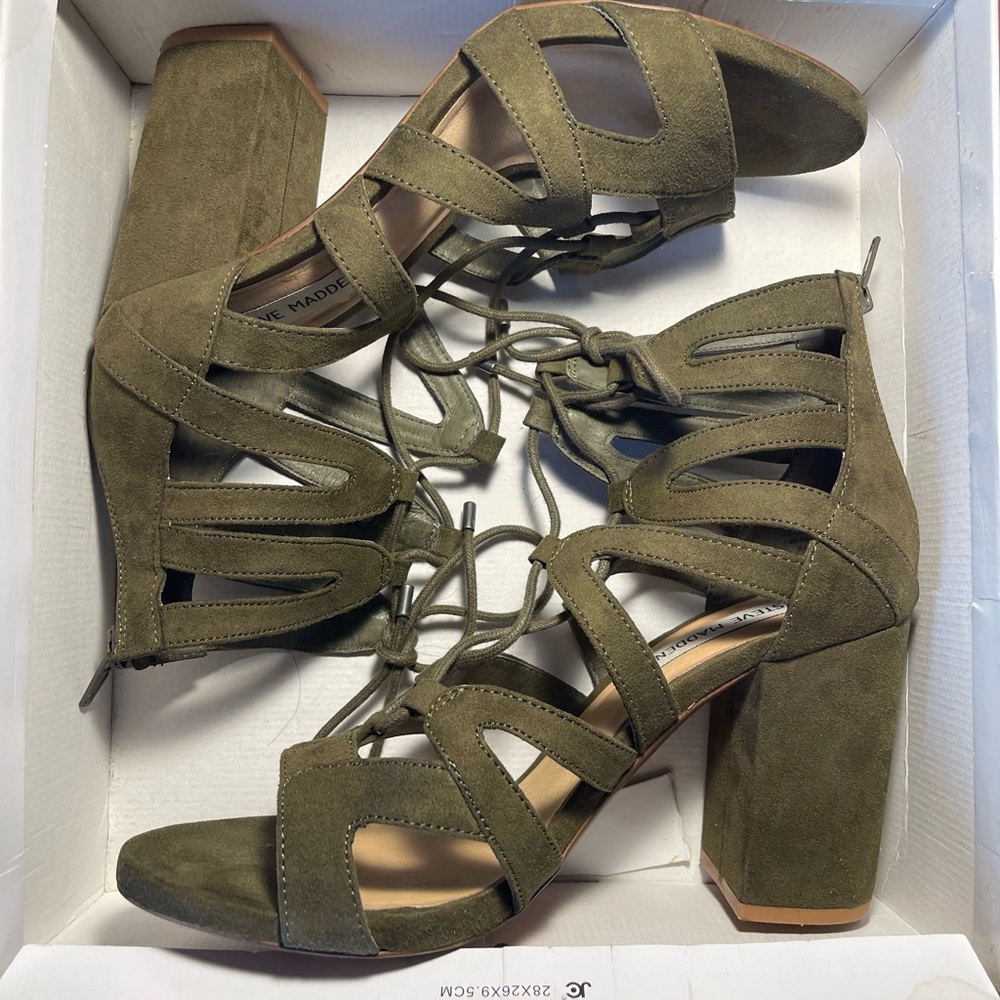 Steve Madden Olive Gal Heels